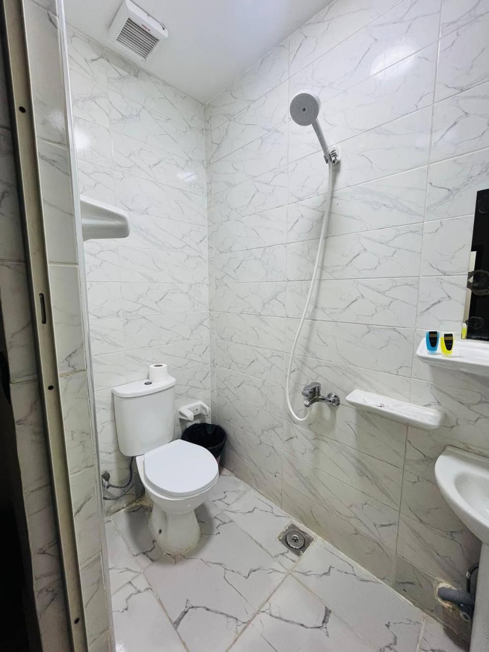 New Revento Hotel Kaherah Luaran gambar